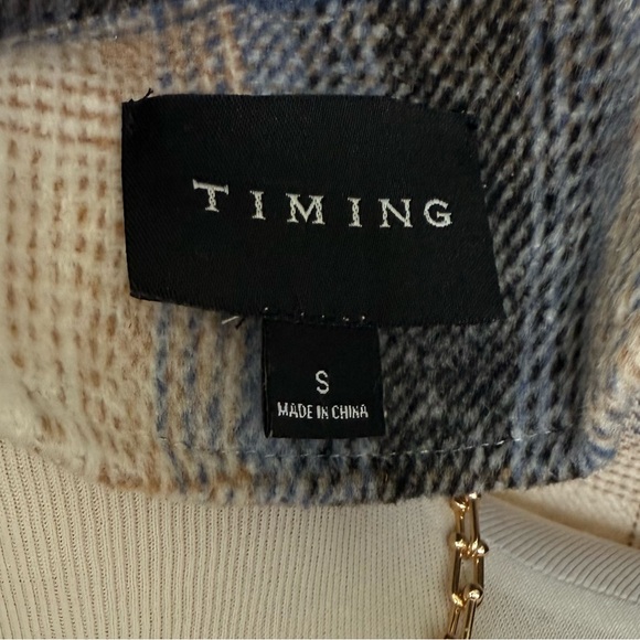 Plaid Shacket size Small - Picture 11 of 13